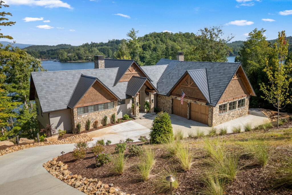 120-saranac-1001_sized